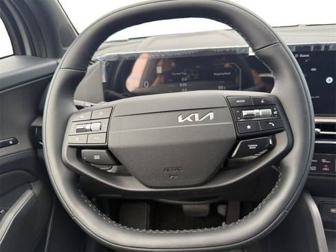 New 2026 Kia Sportage X-Line w/ X-Line Technology Package image 12