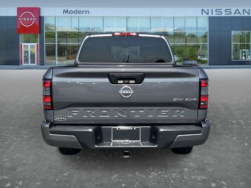 Certified 2023 Nissan Frontier SV AWD/4WD image 6