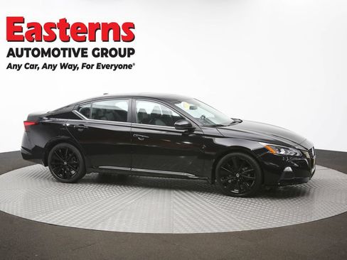 Used 2022 Nissan Altima 2.0 SR FWD image 47