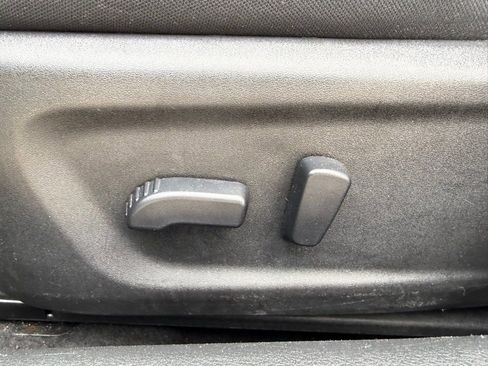 Used 2024 Nissan Altima 2.5 SV image 11