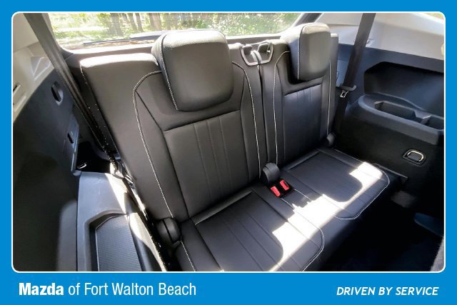 Used 2024 Volkswagen Tiguan SE FWD image 35