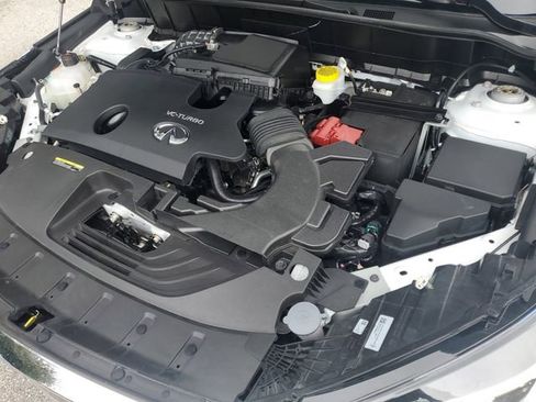 Used 2023 INFINITI QX50 Sensory w/ Accent Package image 10