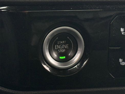 Used 2022 GMC Sierra 1500 Elevation image 19