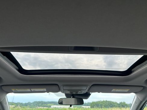 Used 2018 Honda CR-V EX image 17
