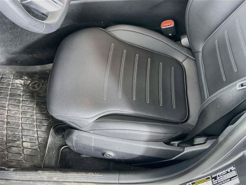 Certified 2025 Mercedes-Benz C 300 4MATIC Sedan image 20