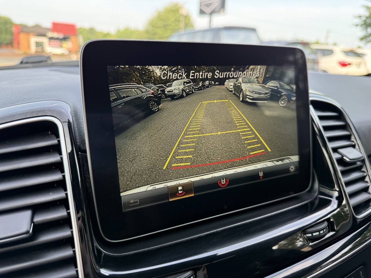 Used 2018 Mercedes-Benz GLE 350 4MATIC image 19