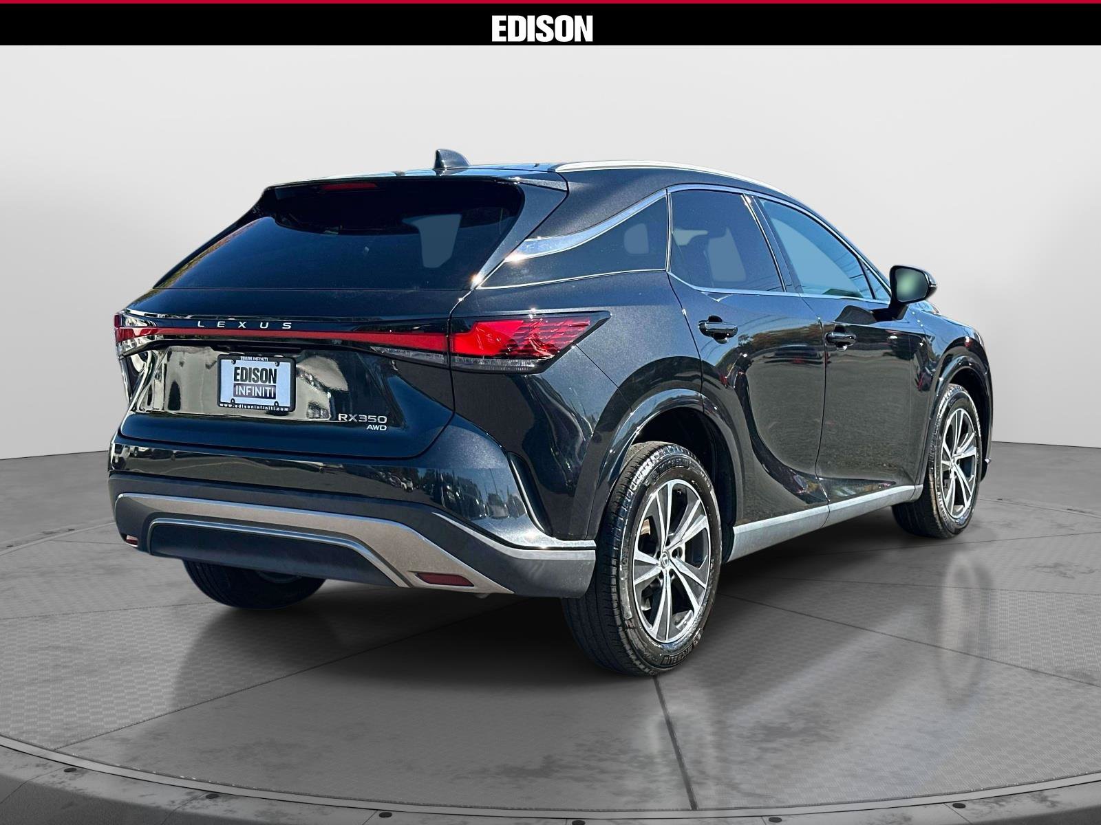 Used 2024 Lexus RX 350 Premium w/ Accessory Package AWD/4WD image 4