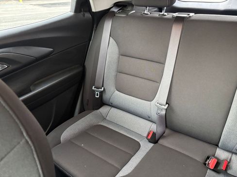 Used 2025 Chevrolet TrailBlazer LT image 33