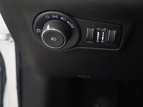 Used 2025 Jeep Compass Limited AWD/4WD image 33