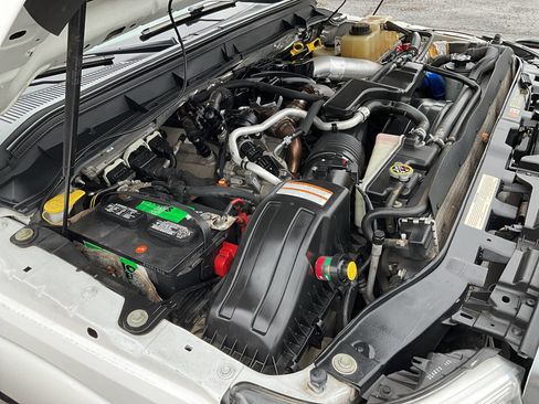 Used 2015 Ford F250 Platinum AWD/4WD image 39