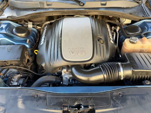 Used 2020 Dodge Charger R/T w/ Blacktop Package image 38