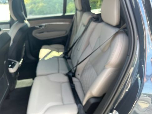 Used 2026 Volvo XC90 B6 Plus AWD/4WD image 33