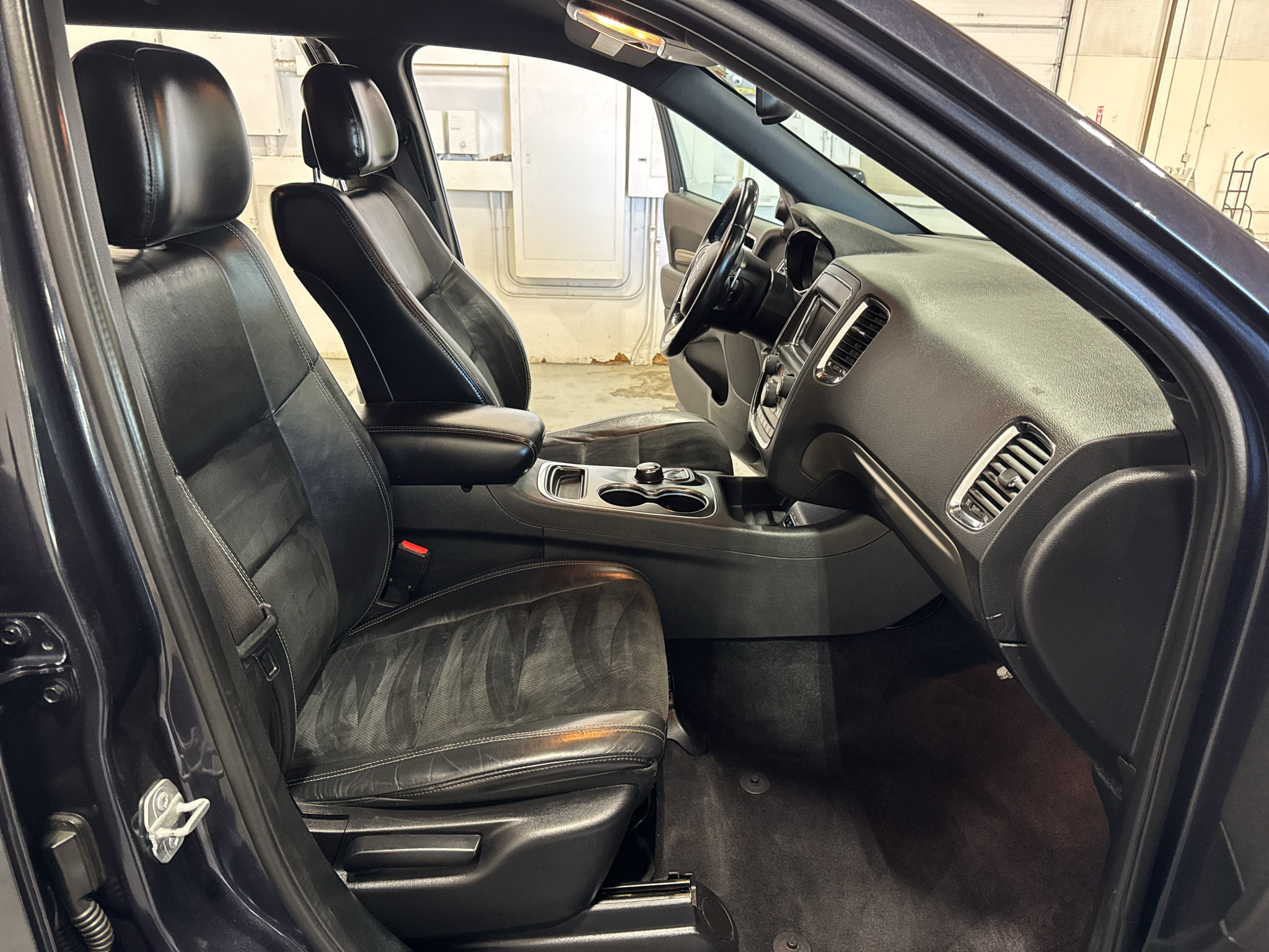 Used 2016 Dodge Durango SXT w/ Rallye Appearance Group AWD/4WD image 29