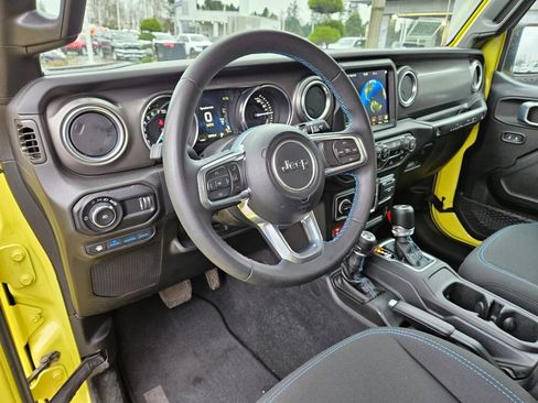 Used 2023 Jeep Wrangler Unlimited Rubicon 4xe w/ Steel Bumper Group image 19