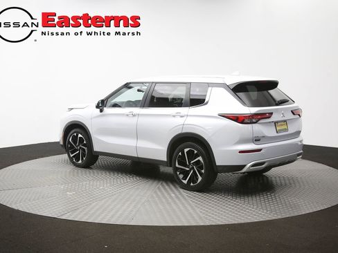 Used 2024 Mitsubishi Outlander AWD image 64