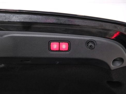 Used 2019 Mercedes-Benz CLS 450 w/ Driver Assistance Package image 51