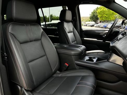 Used 2023 Chevrolet Suburban RST w/ Luxury Package AWD/4WD image 27