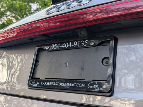 Used 2021 Audi e-tron Premium w/ Towing Package image 90