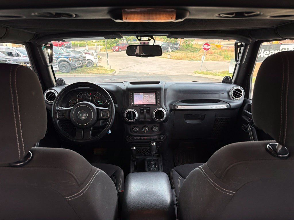 Used 2013 Jeep Wrangler Sahara w/ Mopar Chrome Edition Group AWD/4WD image 9