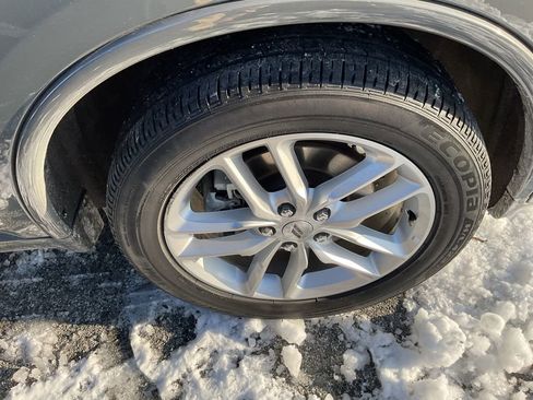 Used 2024 Dodge Durango GT image 11