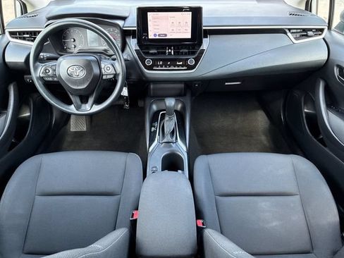 Certified 2025 Toyota Corolla LE FWD image 9