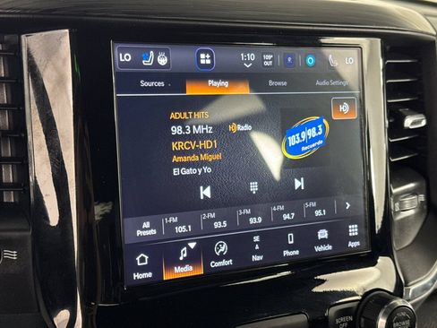 Used 2024 RAM 1500 Laramie AWD/4WD image 14