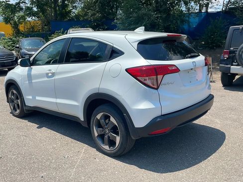 Used 2018 Honda HR-V EX image 4