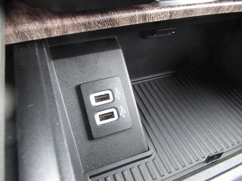 Used 2019 Ford F350 Lariat w/ Lariat Ultimate Package image 20