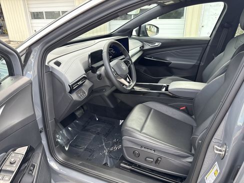 Used 2023 Volkswagen ID.4 Pro S Plus AWD/4WD image 14
