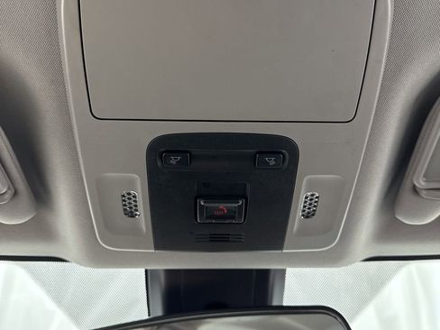 Used 2023 Toyota Camry SE image 24