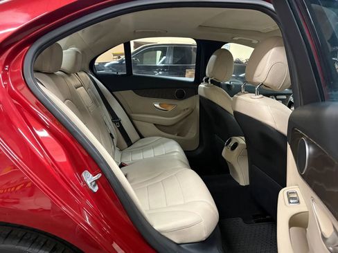Used 2018 Mercedes-Benz C 300 4MATIC Sedan image 21