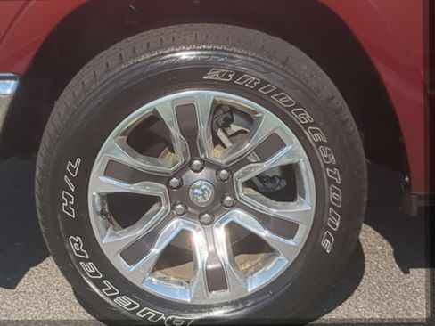 Used 2021 RAM 1500 Limited AWD/4WD image 10