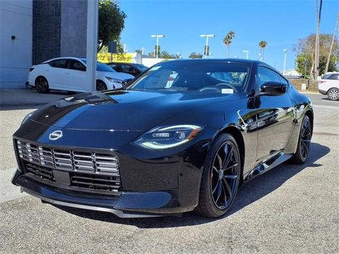 New 2025 Nissan Z Performance w/ Floor Mat Package image 3