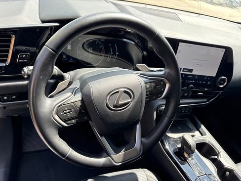 Used 2024 Lexus NX 350 AWD image 12