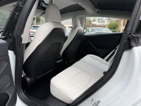 Used 2022 Tesla Model 3 Long Range image 29