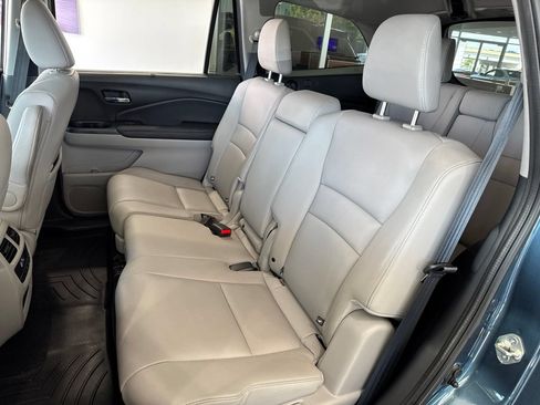 Used 2021 Honda Pilot Special Edition image 40
