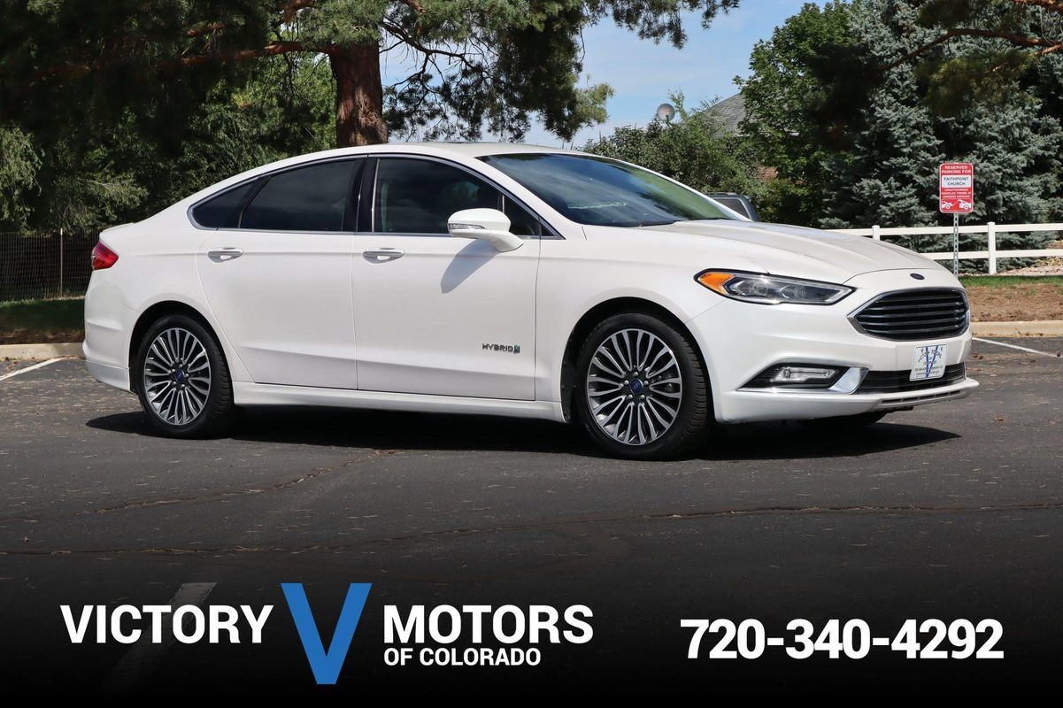 Used 2017 Ford Fusion Titanium FWD image 1