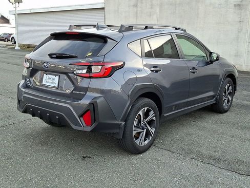 Used 2024 Subaru Crosstrek 2.0i Premium image 9