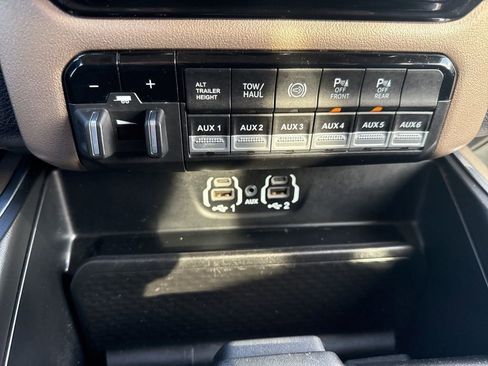 Used 2022 RAM 2500 Laramie image 5