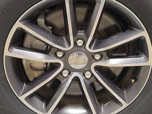 Used 2017 Dodge Grand Caravan SXT w/ Driver Convenience Group FWD image 31