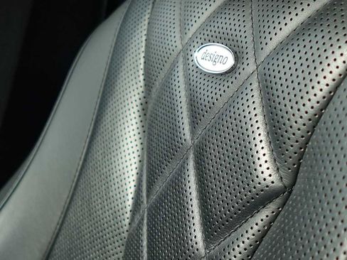 Used 2022 Mercedes-Benz E 350 4MATIC Sedan image 39