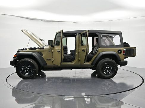 New 2026 Jeep Wrangler Unlimited Sport image 44