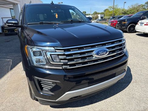 Used 2021 Ford Expedition XLT AWD/4WD image 16