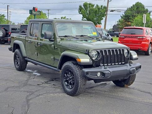 Used 2022 Jeep Gladiator Willys image 2
