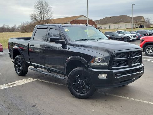 Used 2014 RAM 2500 Laramie w/ Black Appearance Group image 16