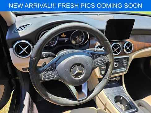 Used 2018 Mercedes-Benz GLA 250 4MATIC image 11