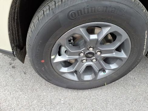 New 2025 Ford Maverick XLT w/ Equipment Group 301A image 16