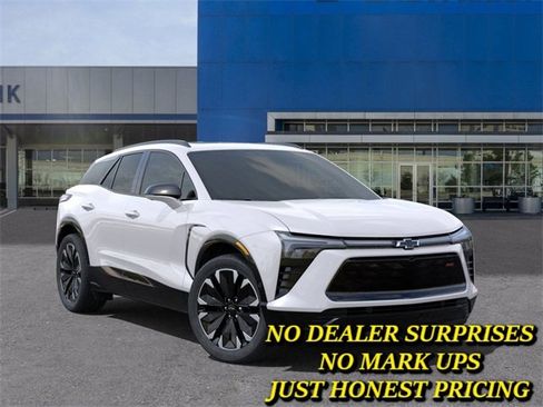 New 2025 Chevrolet Blazer EV RS image 7