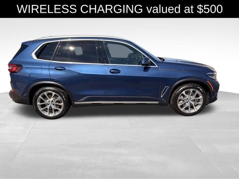 Used 2022 BMW X5 xDrive40i w/ Premium Package AWD/4WD image 9