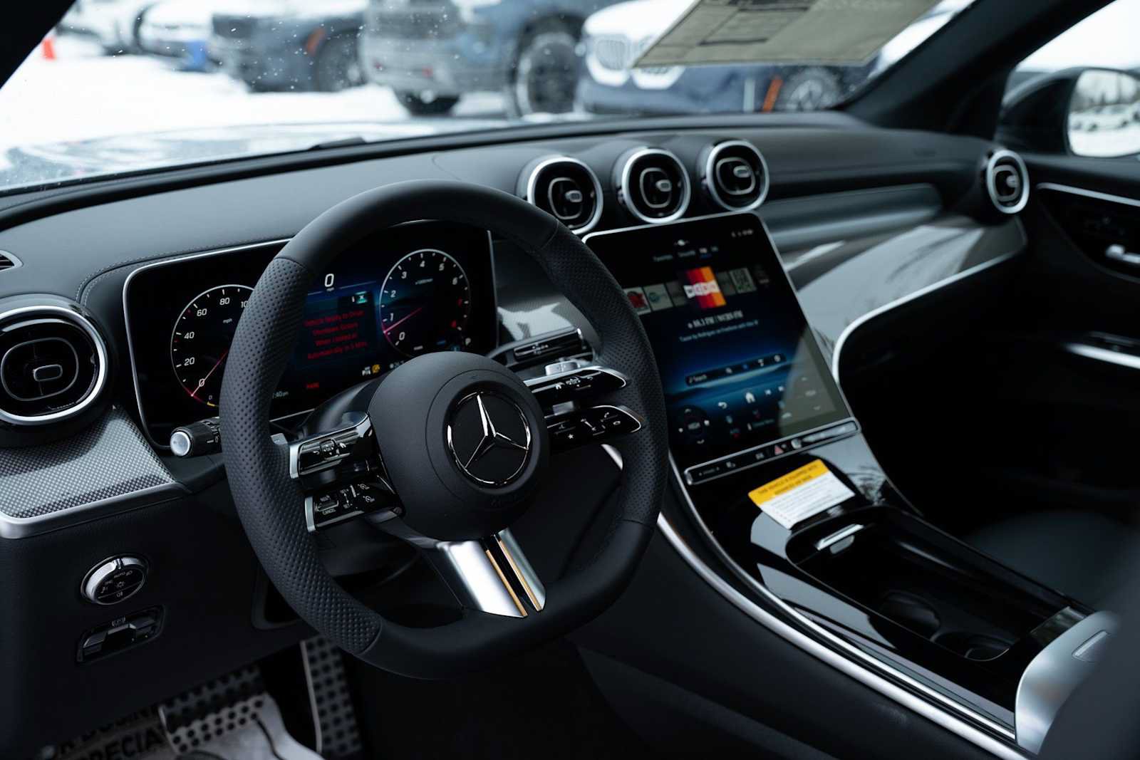Used 2026 Mercedes-Benz GLC 300 4MATIC image 25
